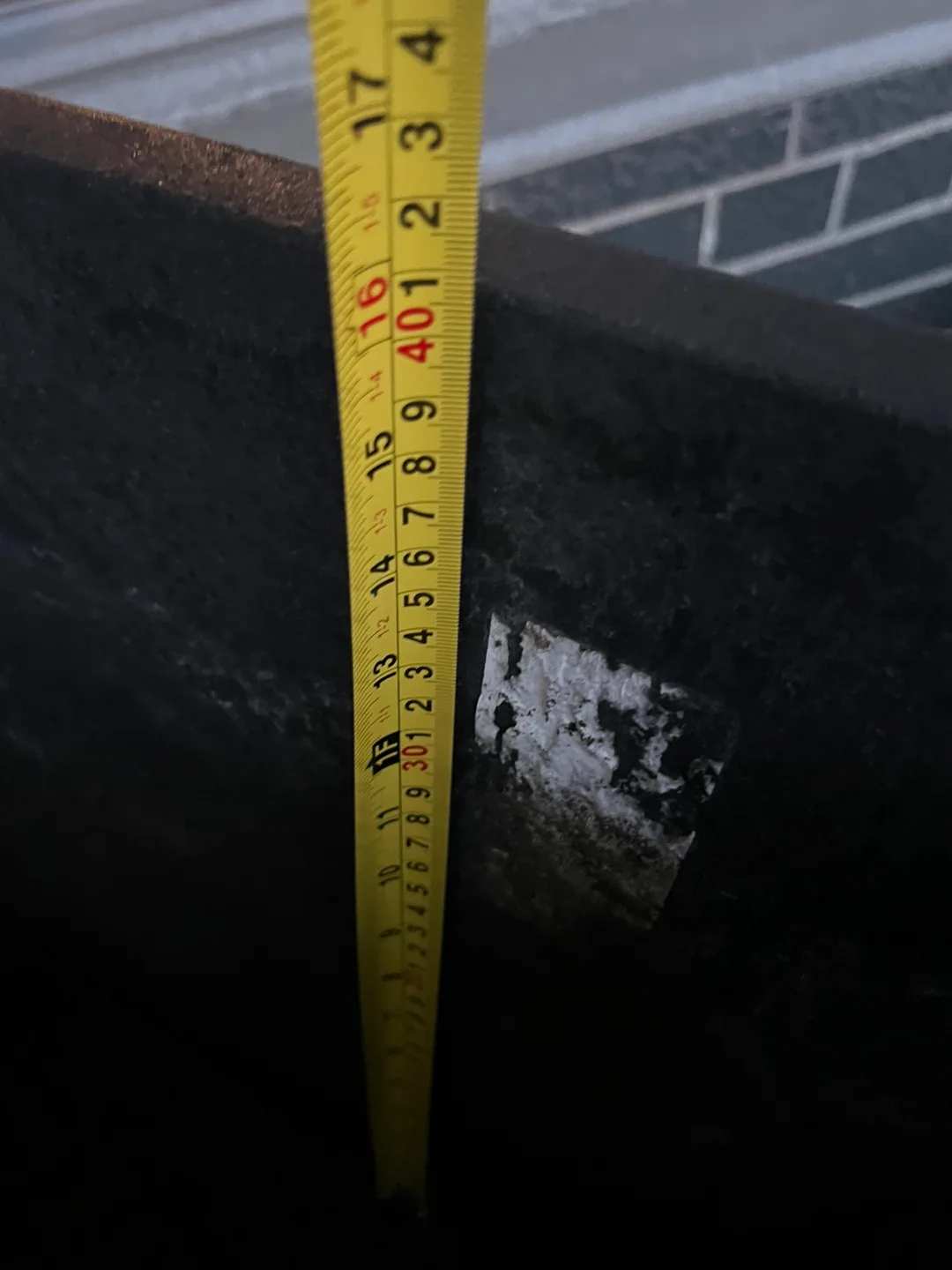 Beautiful black Composite Planter - -40 rated image indicator(5)