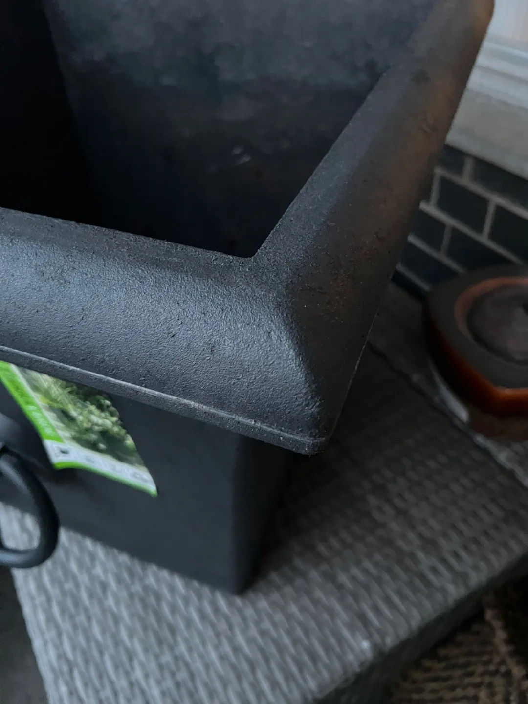 Beautiful black Composite Planter - -40 rated image indicator(7)