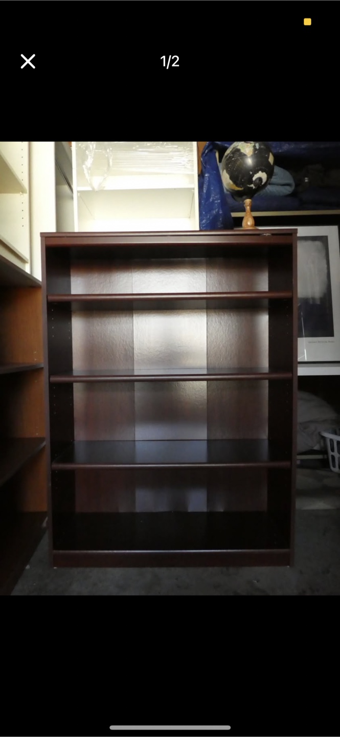 Wooden Bookshelf - photo 2