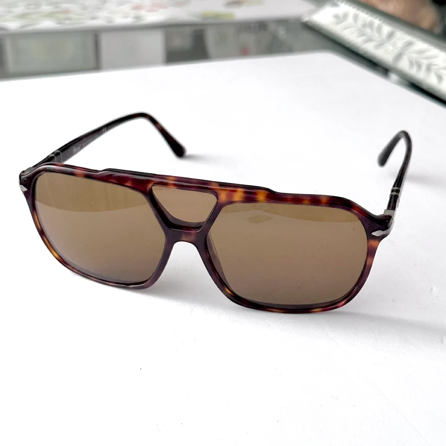 Mens tortoise shell Persol sunglasses thumbnail