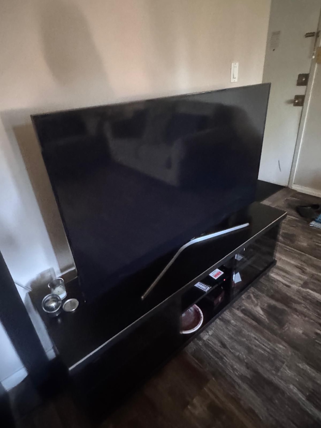 Large Smart TV and Sound System - photo 2
