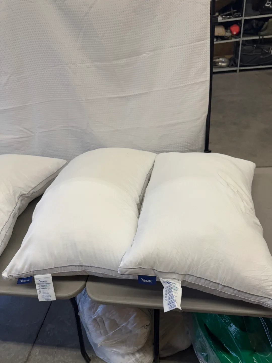 View star Pillows Queen Size 2 Pack image indicator(5)