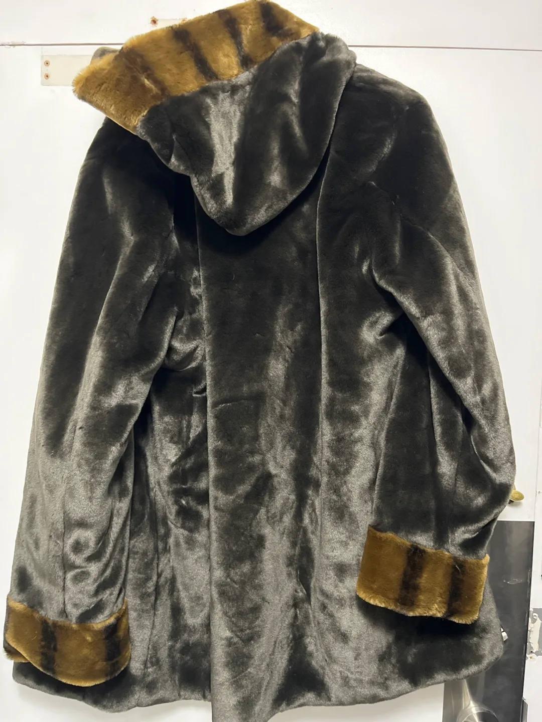 Brown faux Fur Coat with Hood image indicator(3)