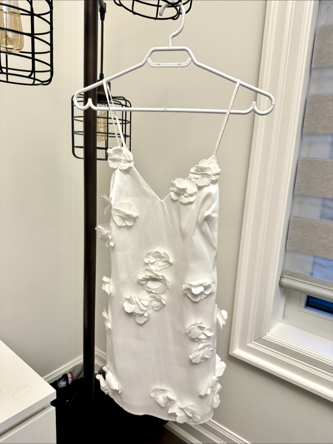 Abercrombie&Fitch Appliqué Floral White Dress XS - photo 2