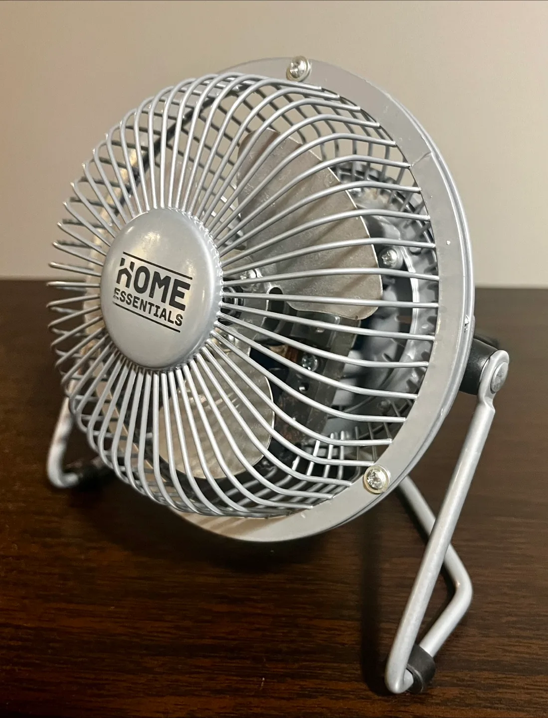 Home Essentials Mini Fan 🪭 image indicator(4)