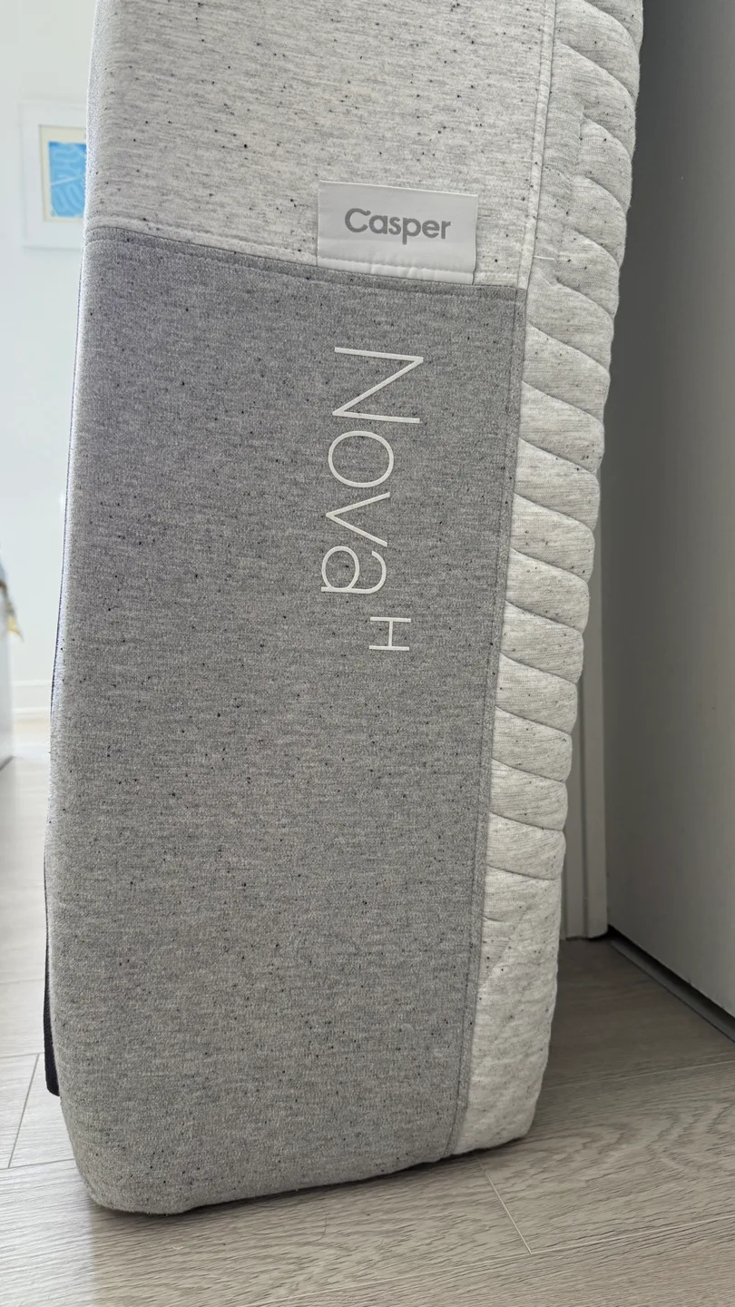 [Can Deliver] Queen Sized Casper Nova Hybrid Mattress image indicator(6)