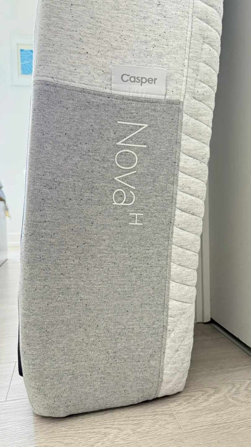 [Can Deliver] Queen Sized Casper Nova Hybrid Mattress image indicator(5)
