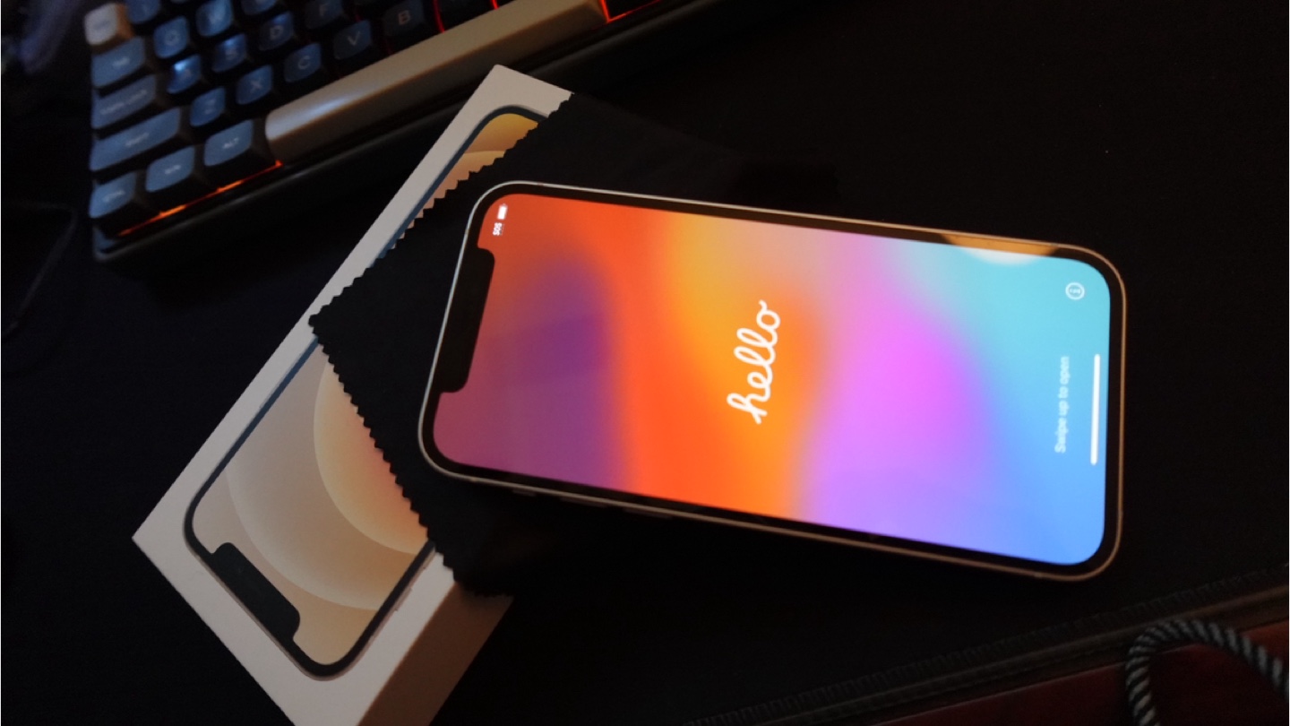 Apple iPhone 12 - White 64GB - photo 2