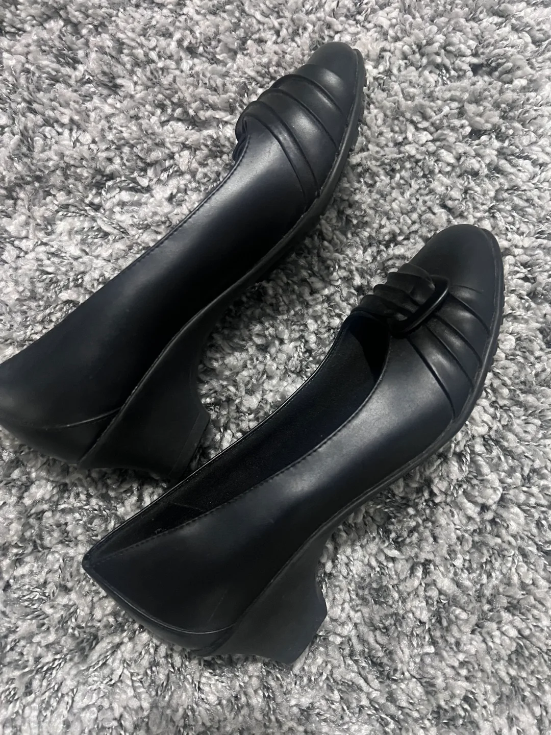 SafeTstep Black Pumps / Oppen to offers image indicator(2)