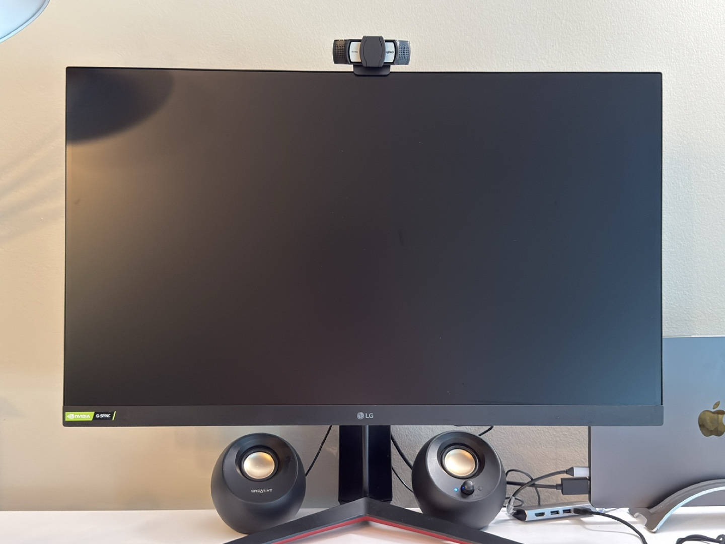 LG 32GP850 32" QHD 165Hz Monitor