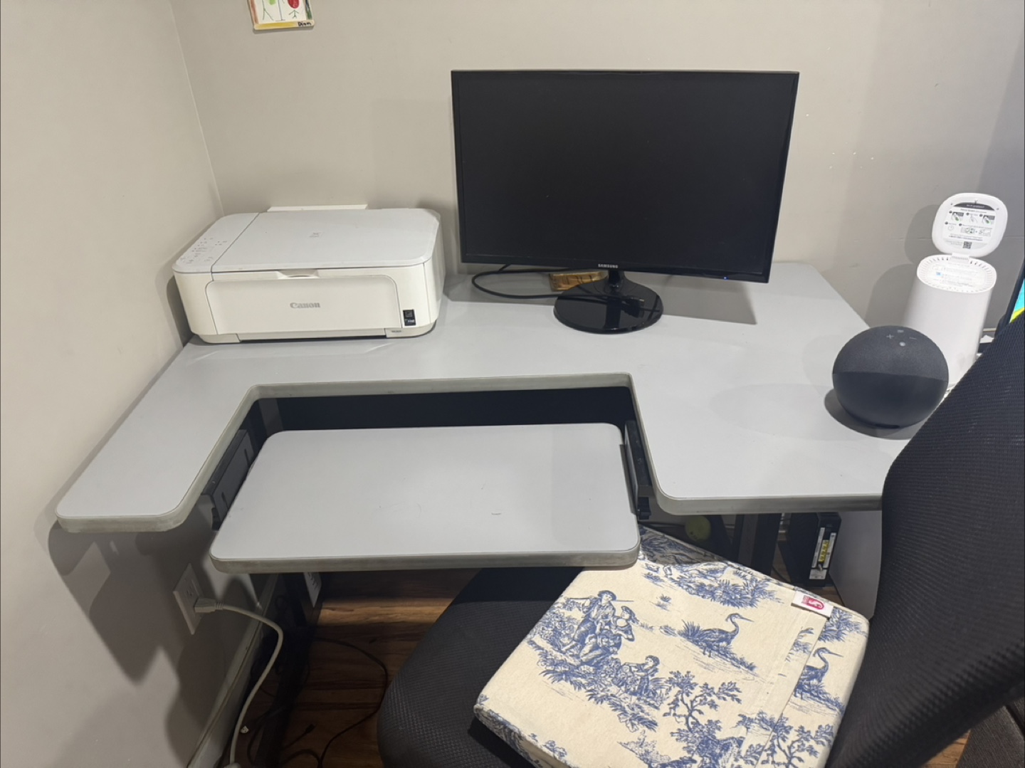 computer desk