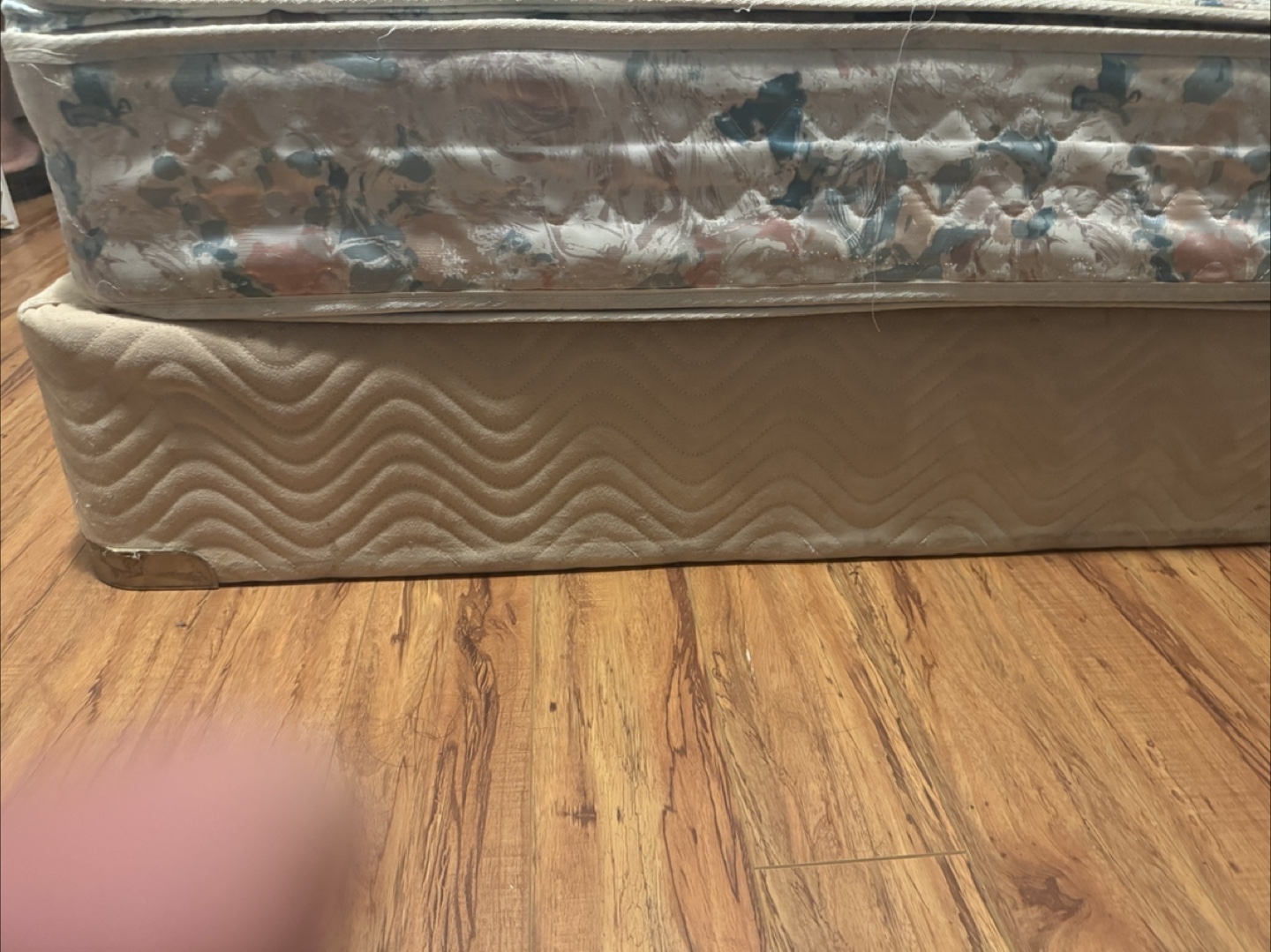 Mattress and Box Spring Set - photo 2