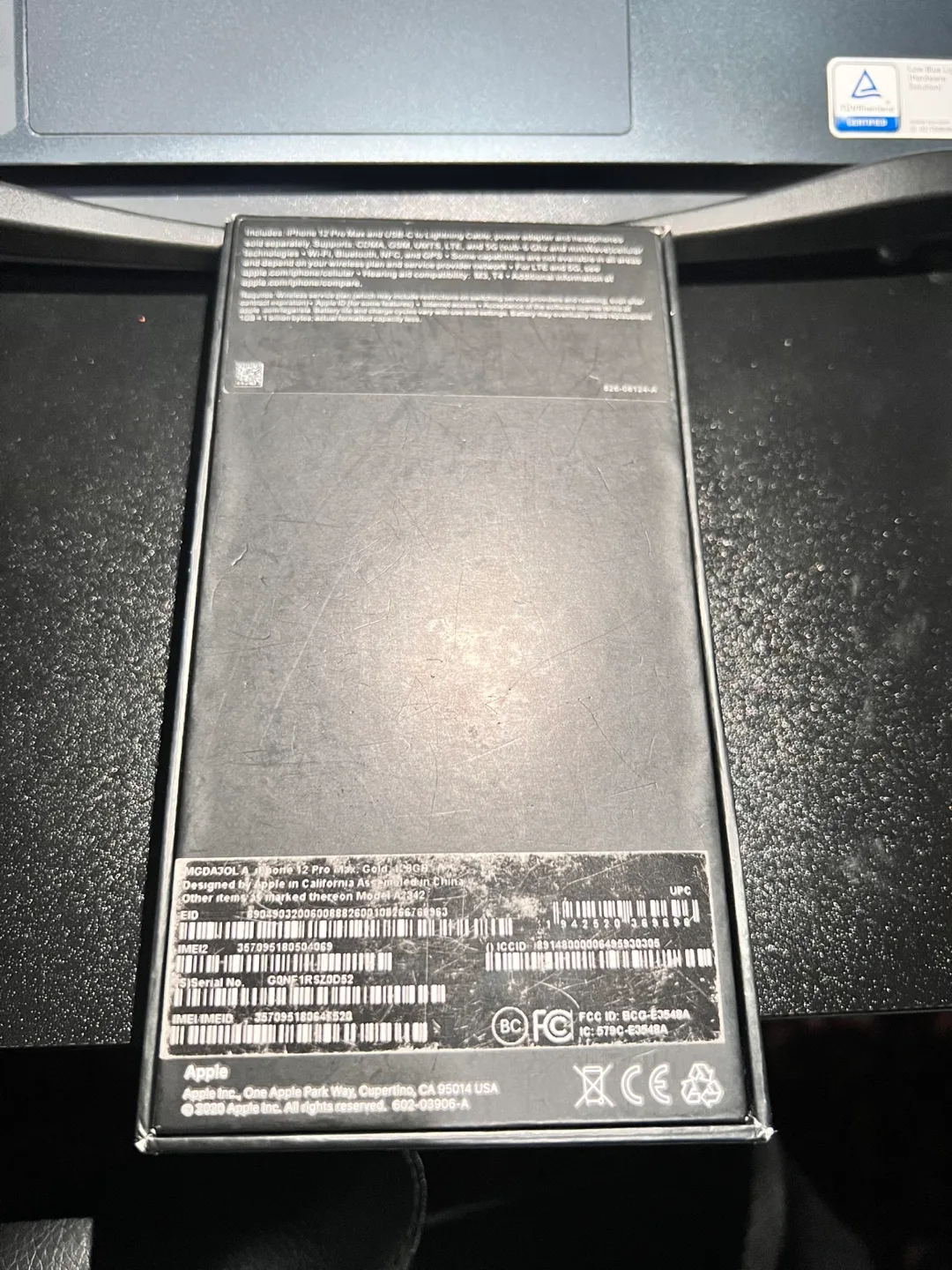 Apple iPhone 12 Pro Max - Gold - 128GB - Unlocked image indicator(2)