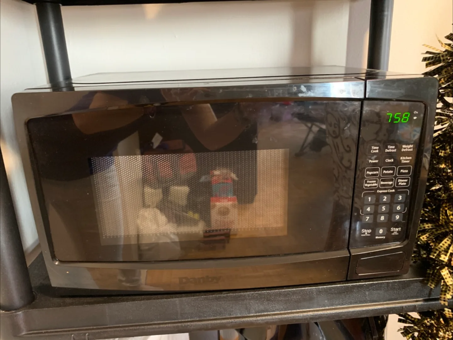 Danby Microwave thumbnail