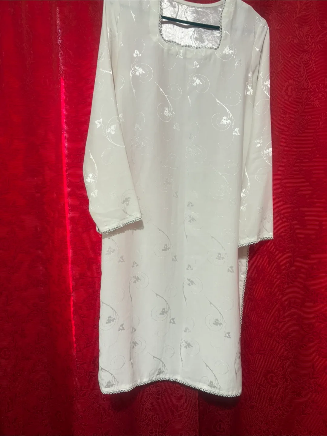 Cream coloured outfit thumbnail