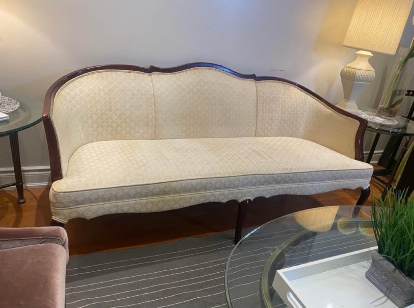 Elegant beige Sofa - photo 2