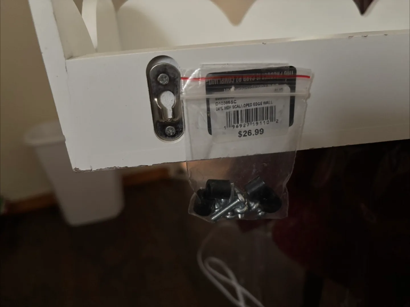 White Scalloped Edge Wall Shelf image indicator(3)