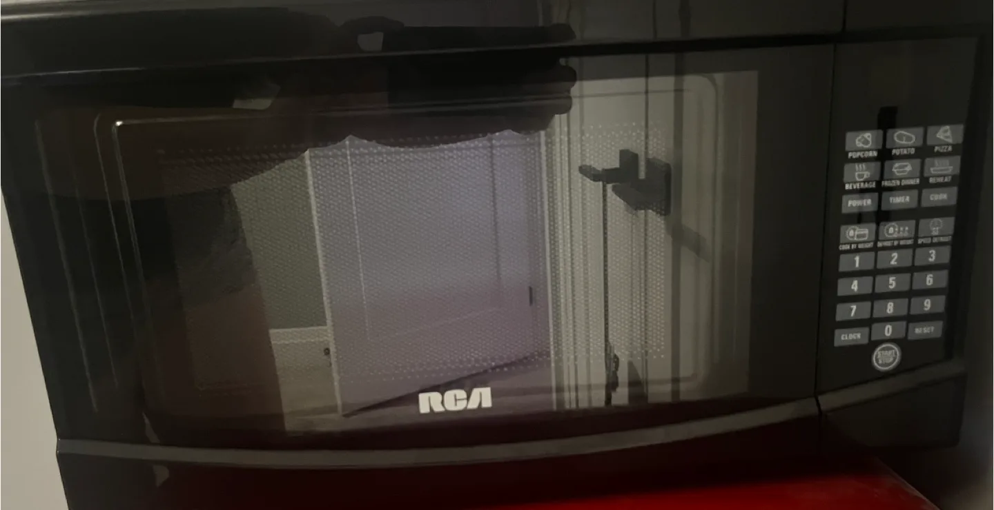 RCA Microwave Oven thumbnail