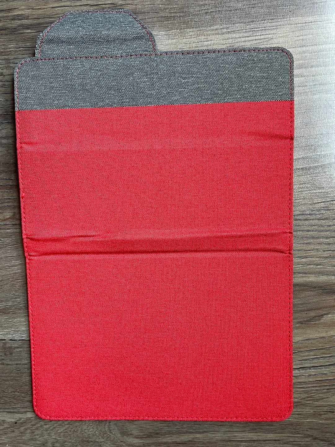 Tablet Folio Case up to 8in image indicator(3)