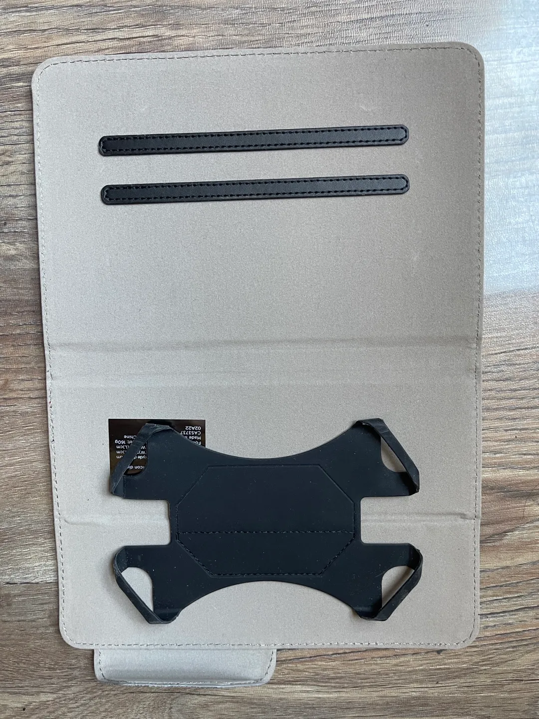 Tablet Folio Case up to 8in image indicator(2)