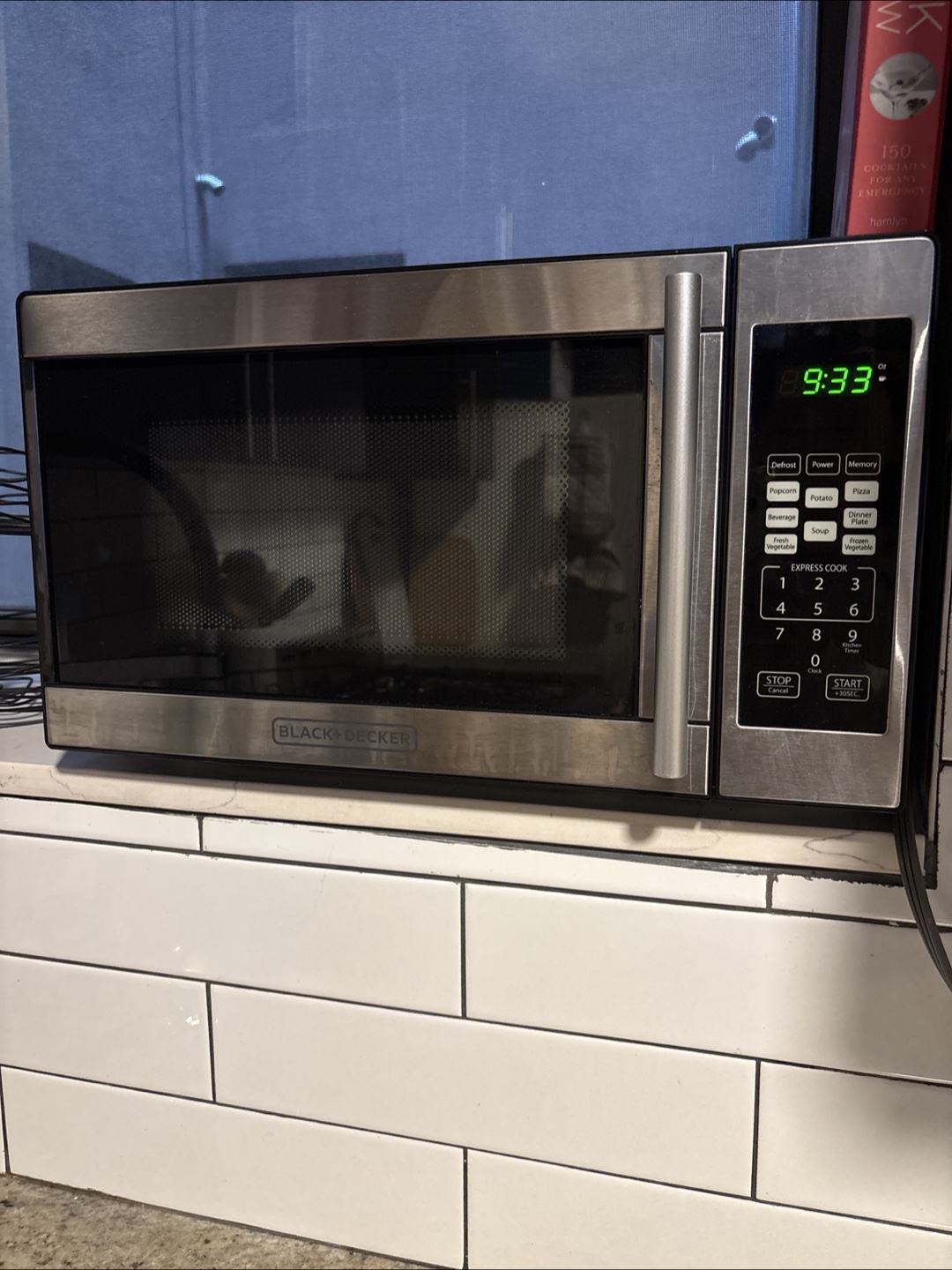 Microwave Oven - Black & Decker