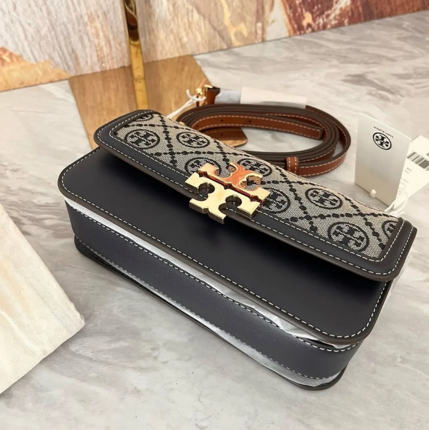 Tory Burch Crossbody Bag image indicator(4)