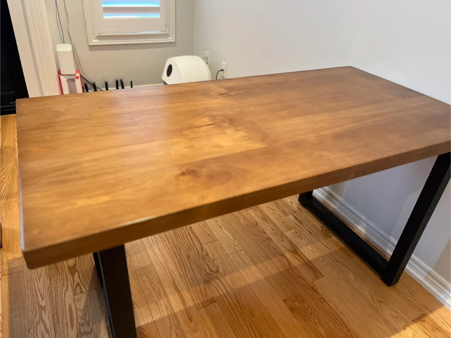 90% newWood Dining Table🌈🌈 image indicator(4)