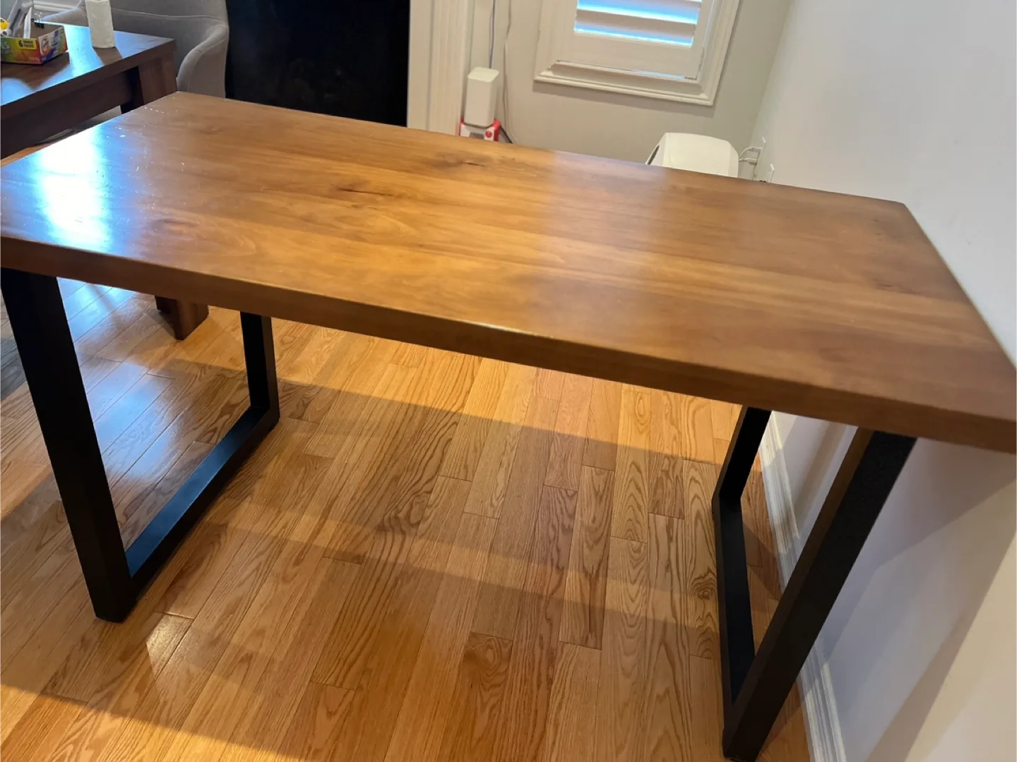 90% newWood Dining Table🌈🌈 image indicator(5)