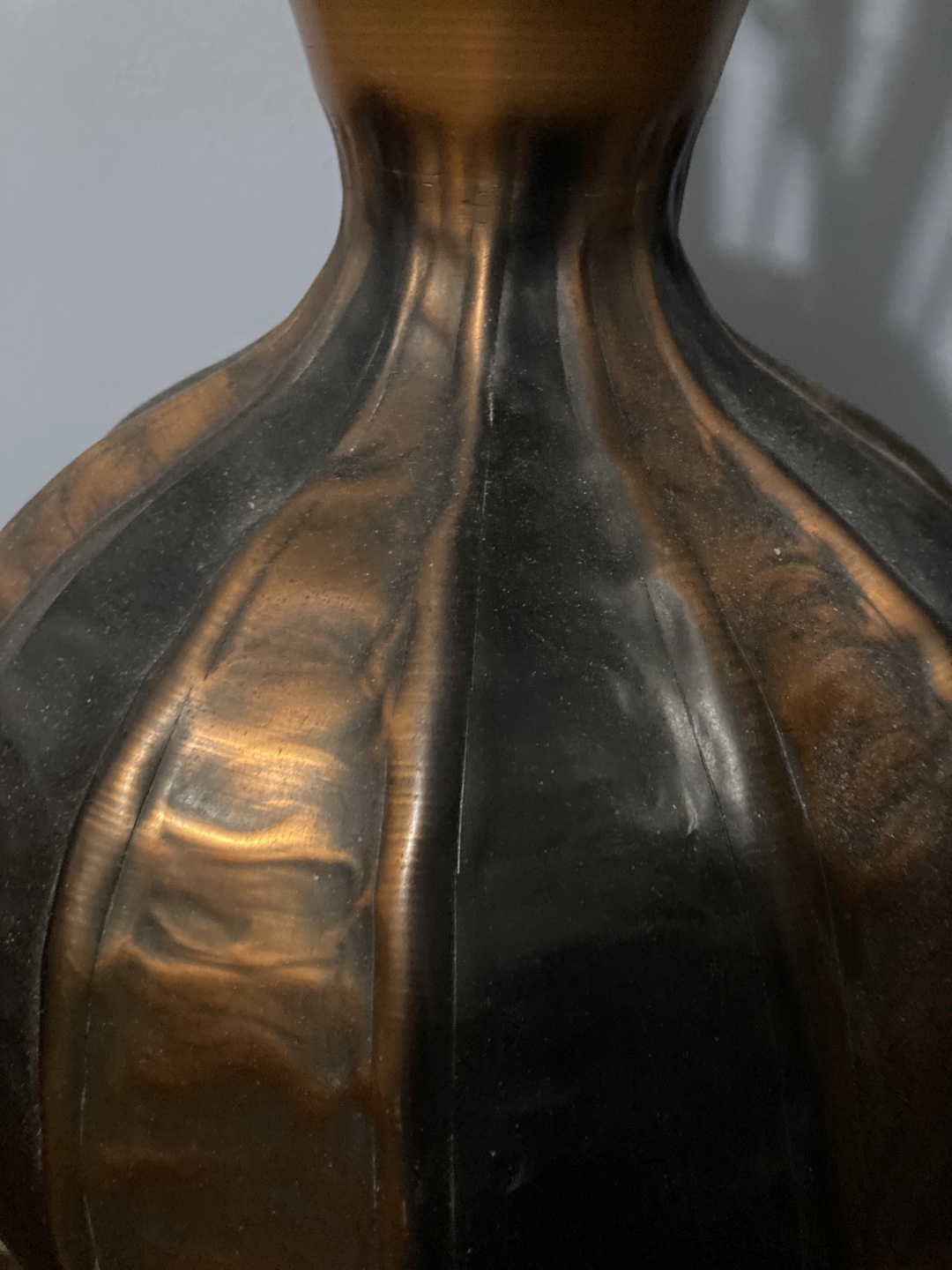 Beautiful tall vase with flowers - photo 2
