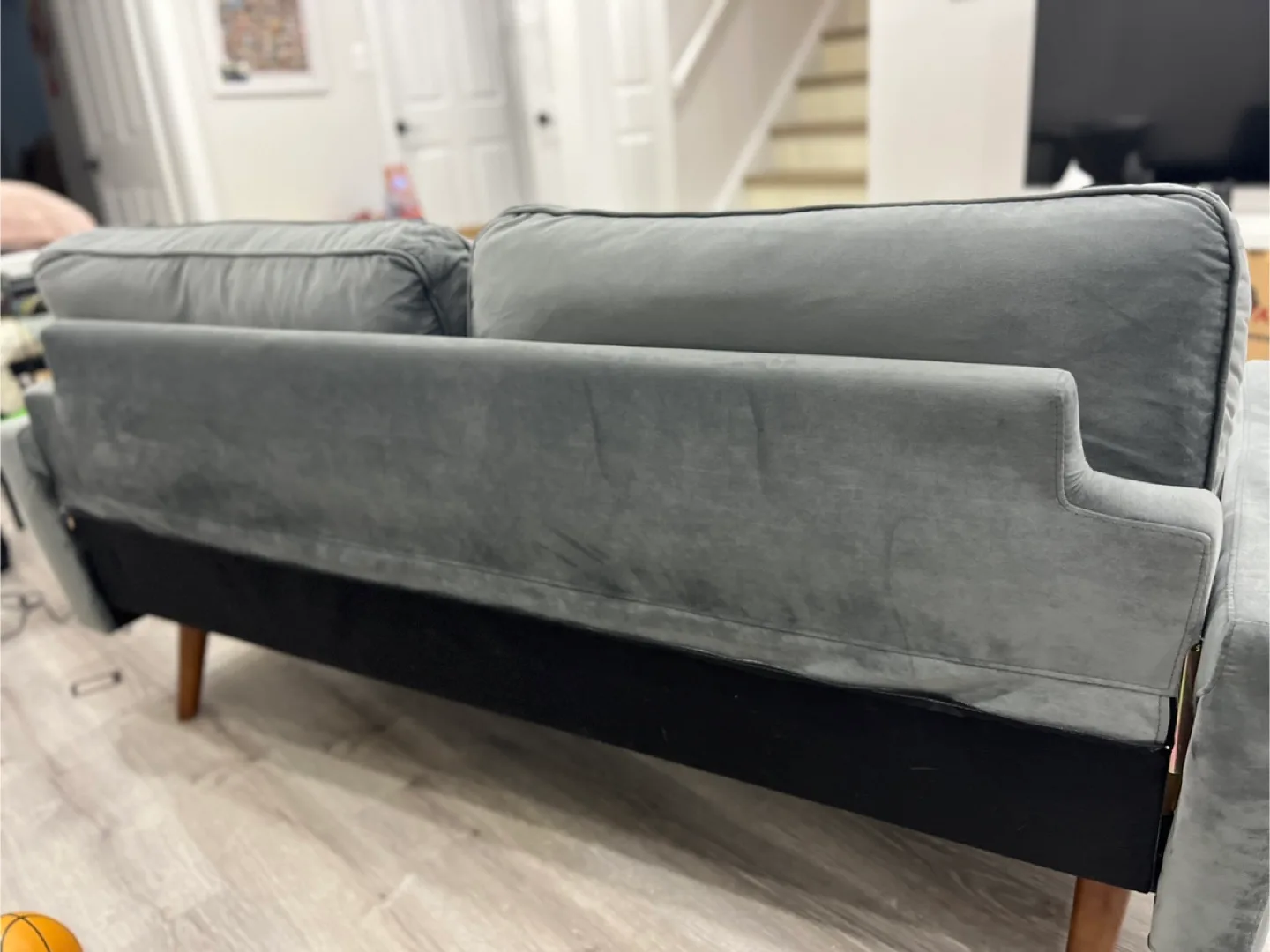 90% new🌈🌸Grey Velvet Couch image indicator(4)