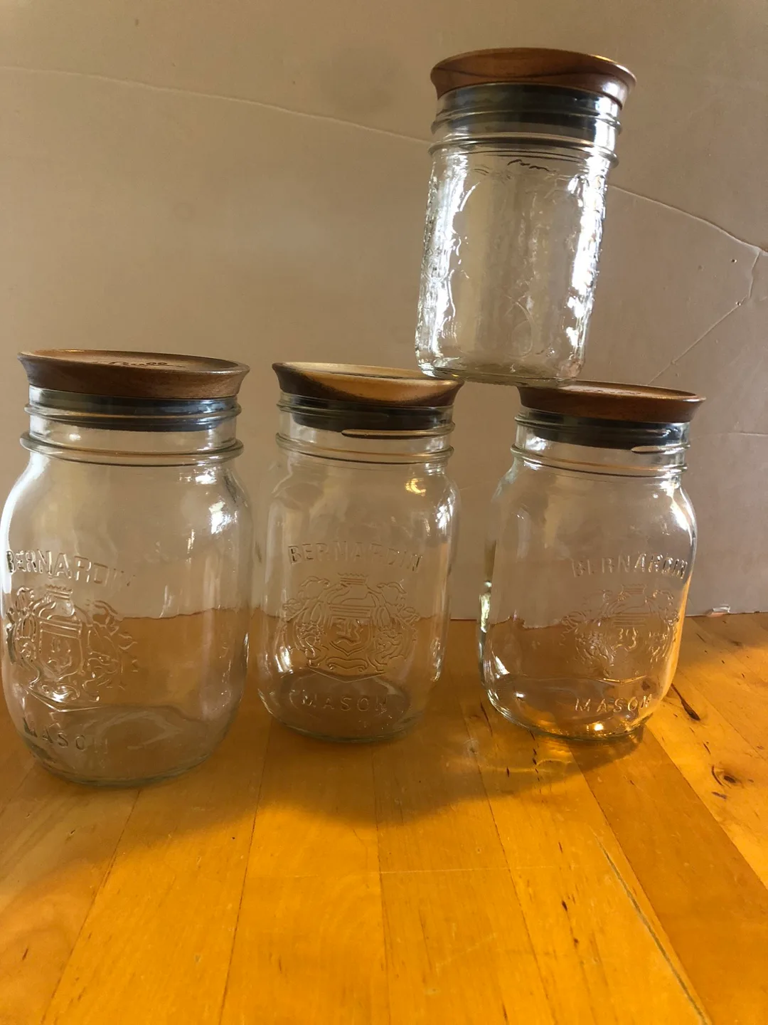 Set of Ball Mason Jars with Lids image indicator(3)