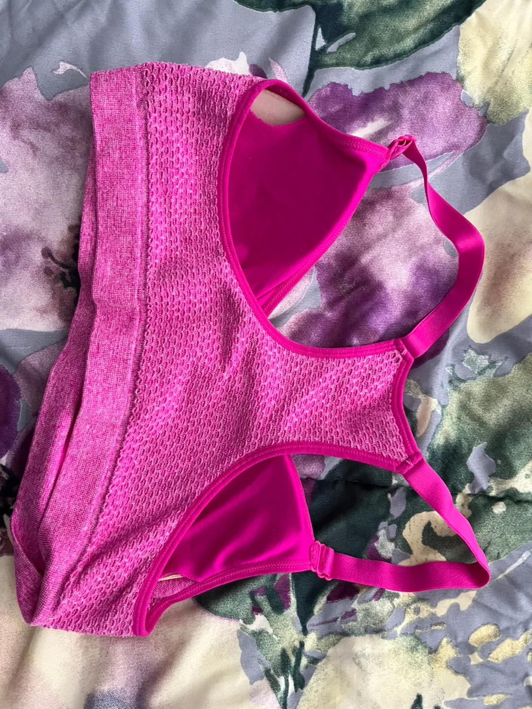 Pink Sports Bra image indicator(3)