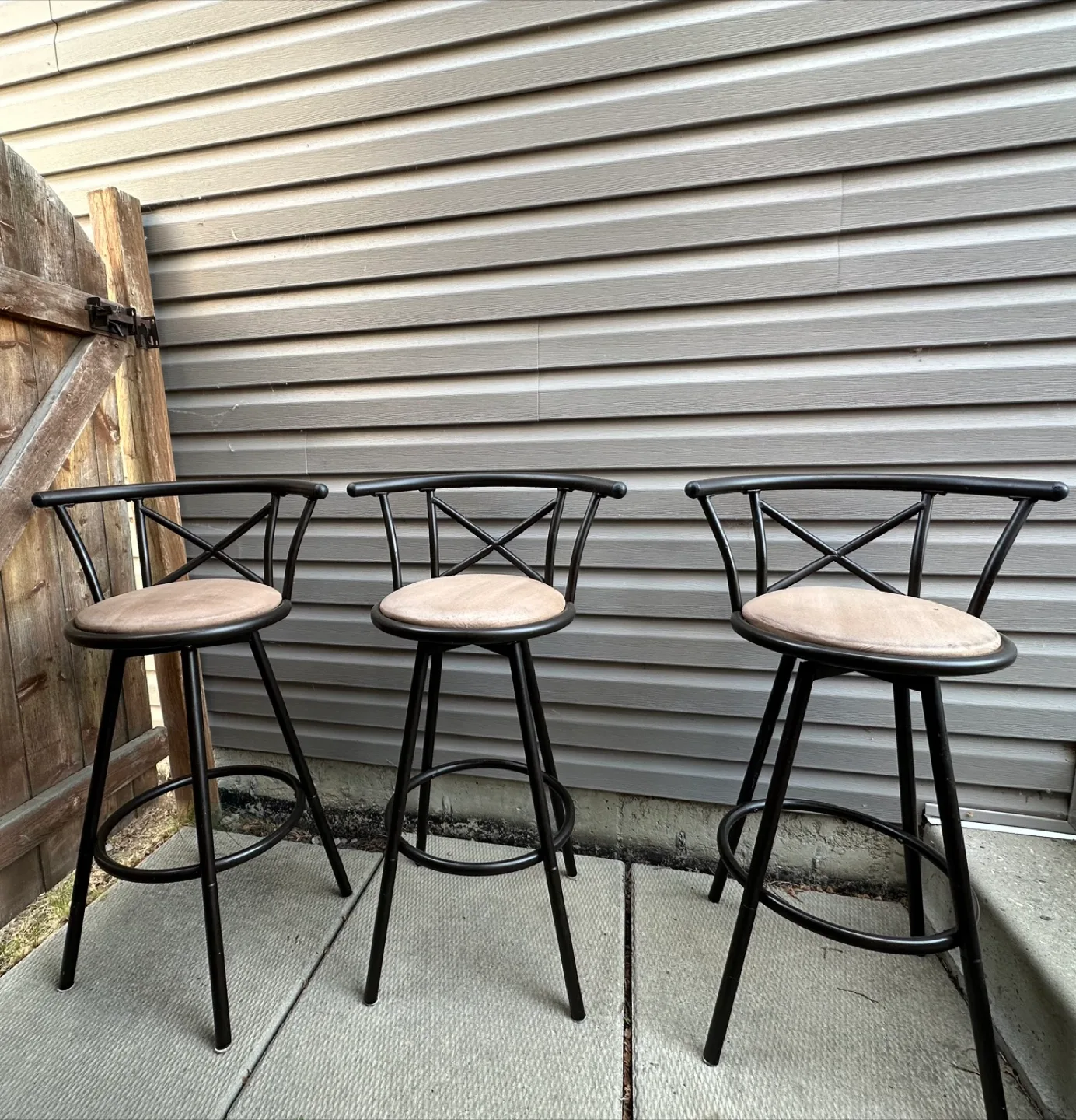 Set of 3 Bar Stools thumbnail