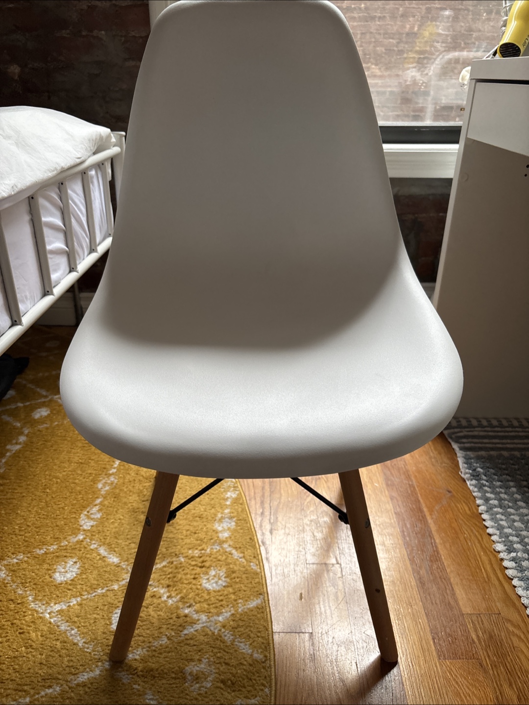 Modern White Chair with Wood Legs - photo 2