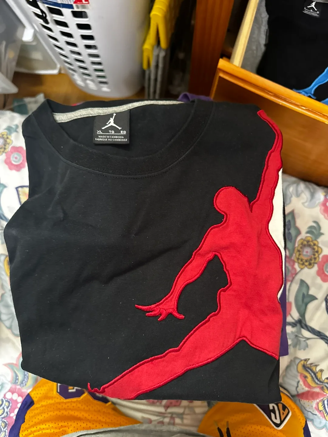 Jordan XL Black T-Shirt thumbnail