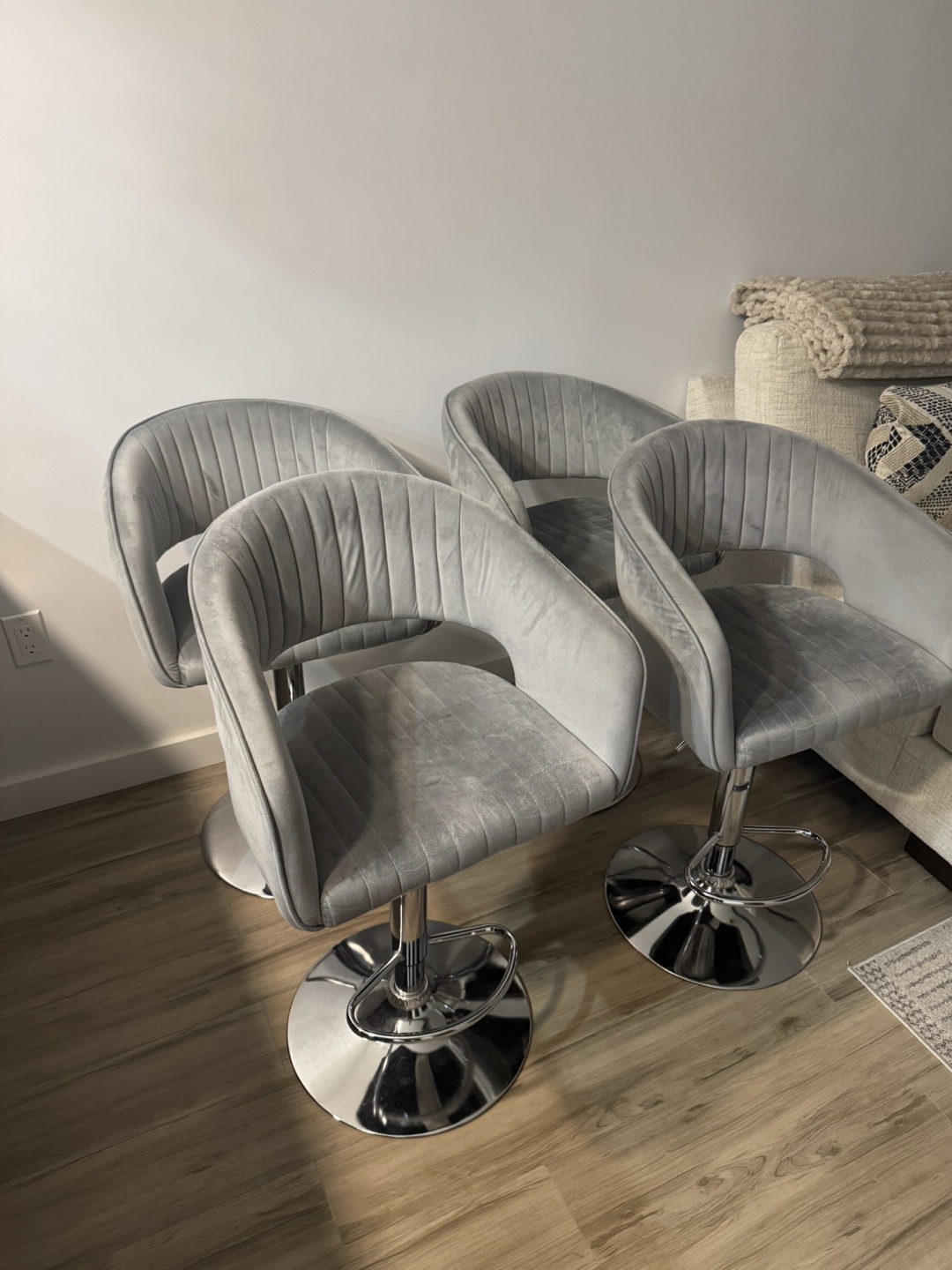 Set of 4 Bar Stools - photo 2