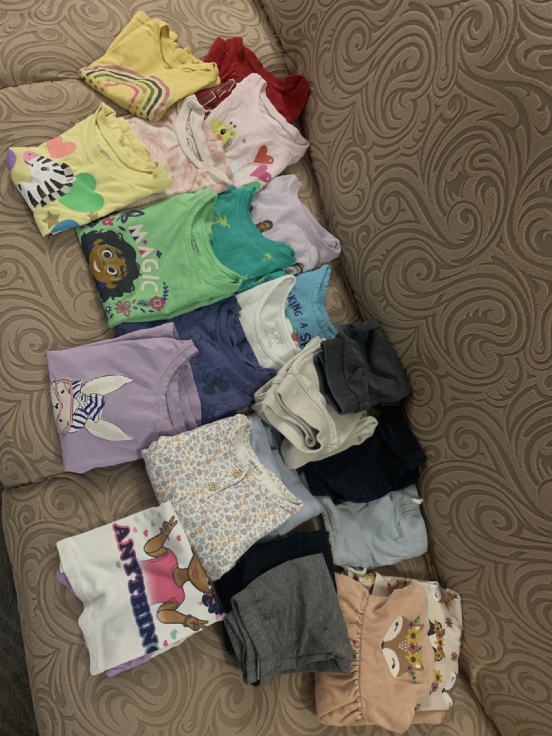 Children's Clothes Bundle - photo 2