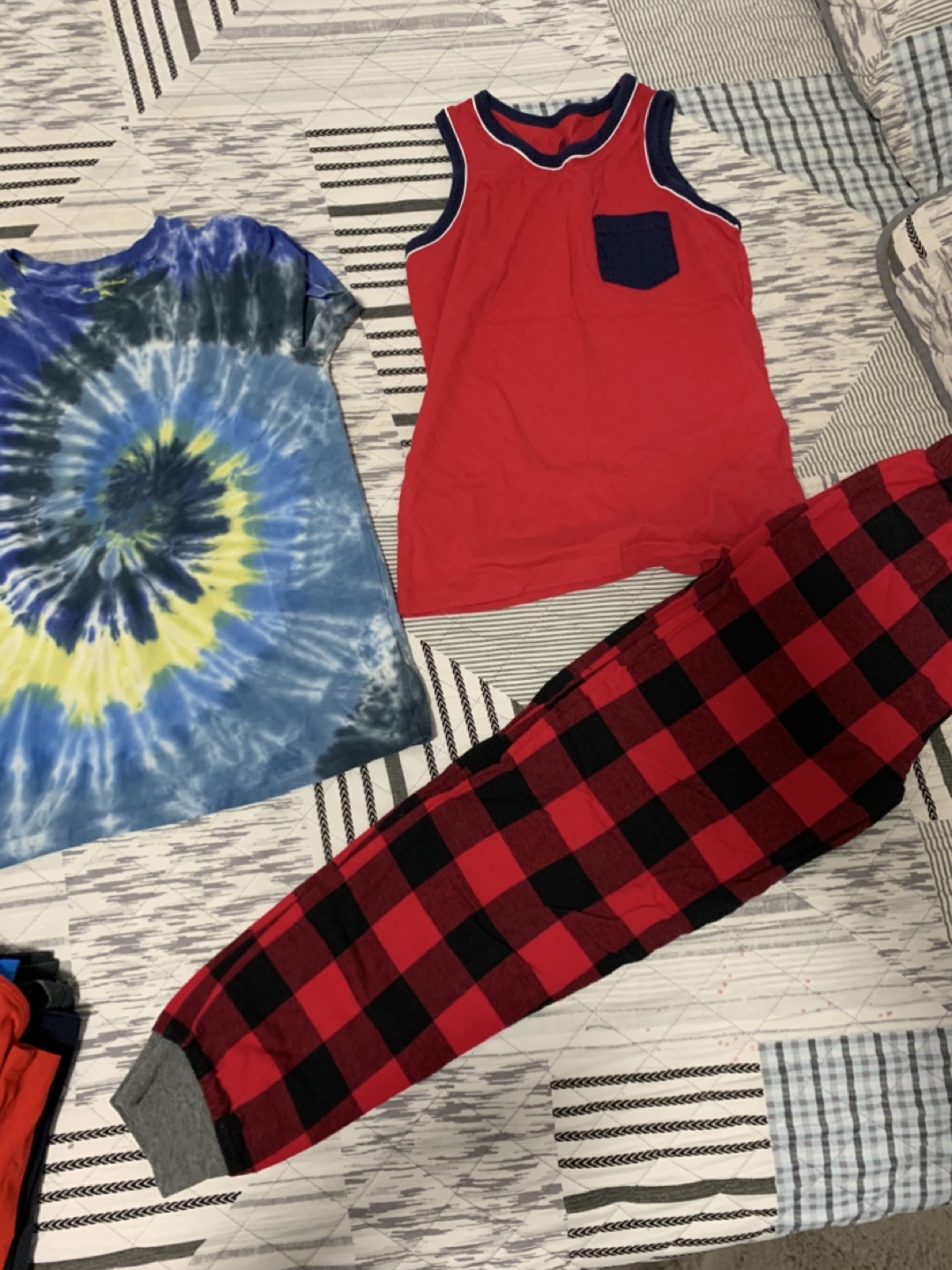 Clothes bundle - photo 3