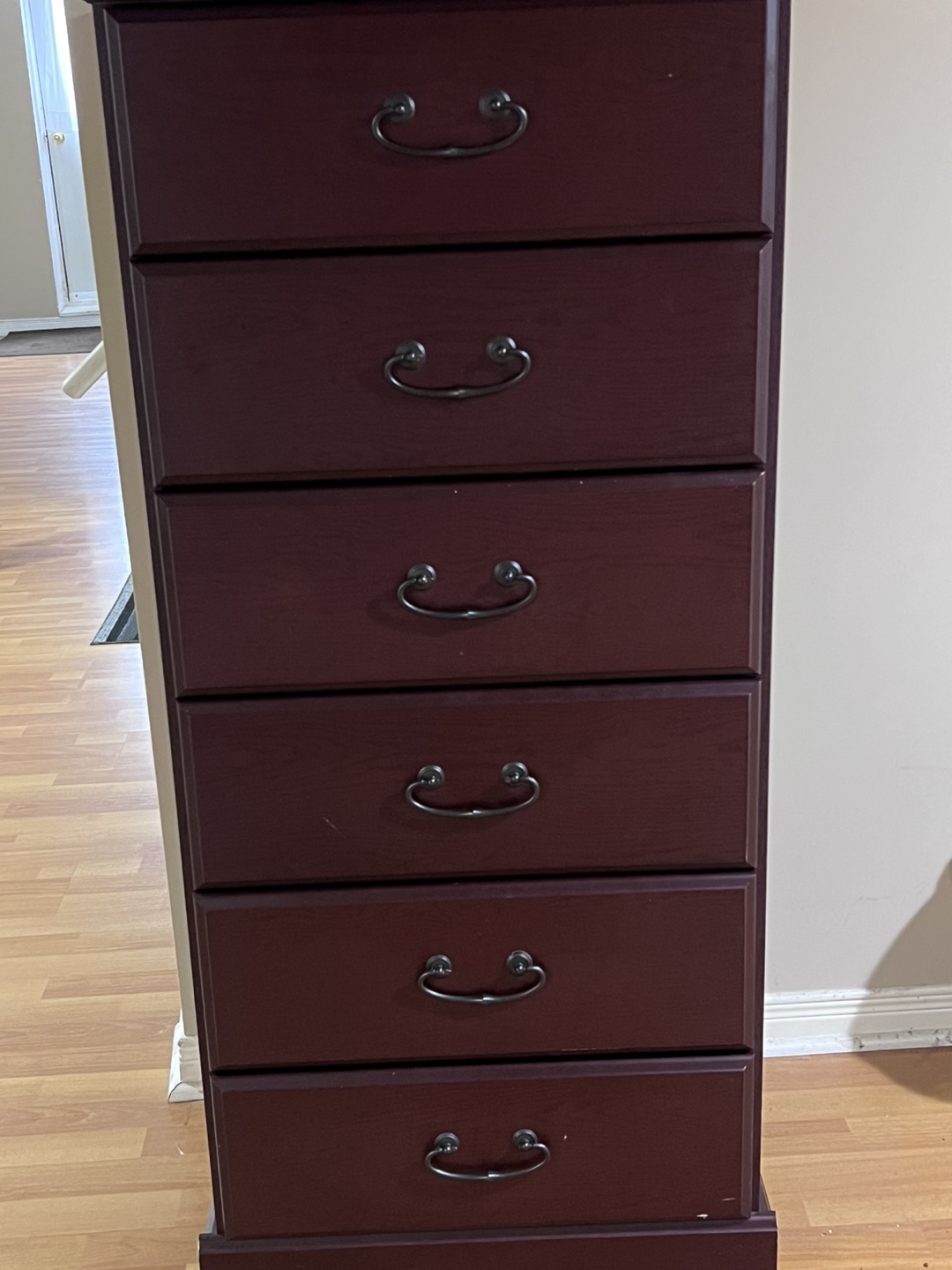 Dark brown Wooden Chest of Drawers
