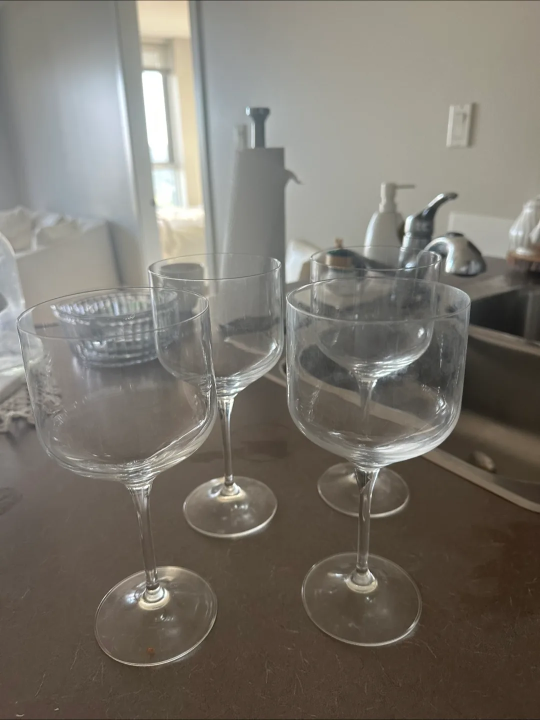 Set of Wine Glasses and Tumblers thumbnail