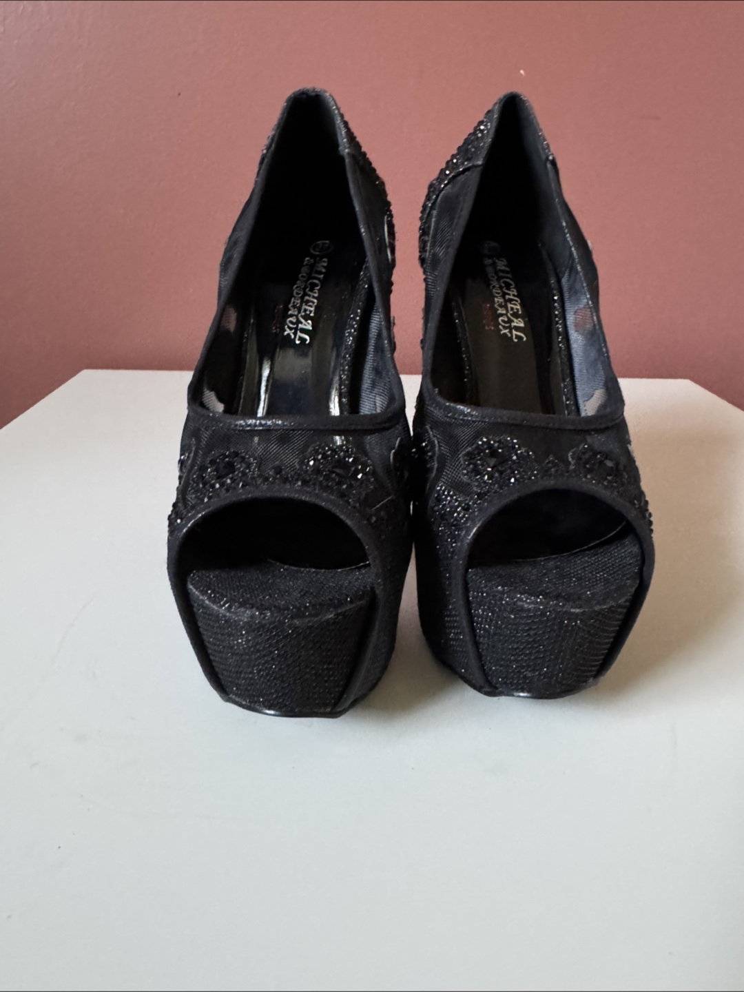 Elegant Black Platform Heels size 7 - photo 3