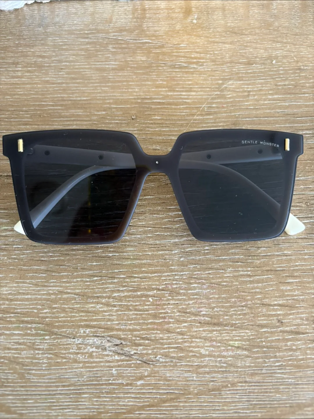 Gentle Monster Sunglasses thumbnail