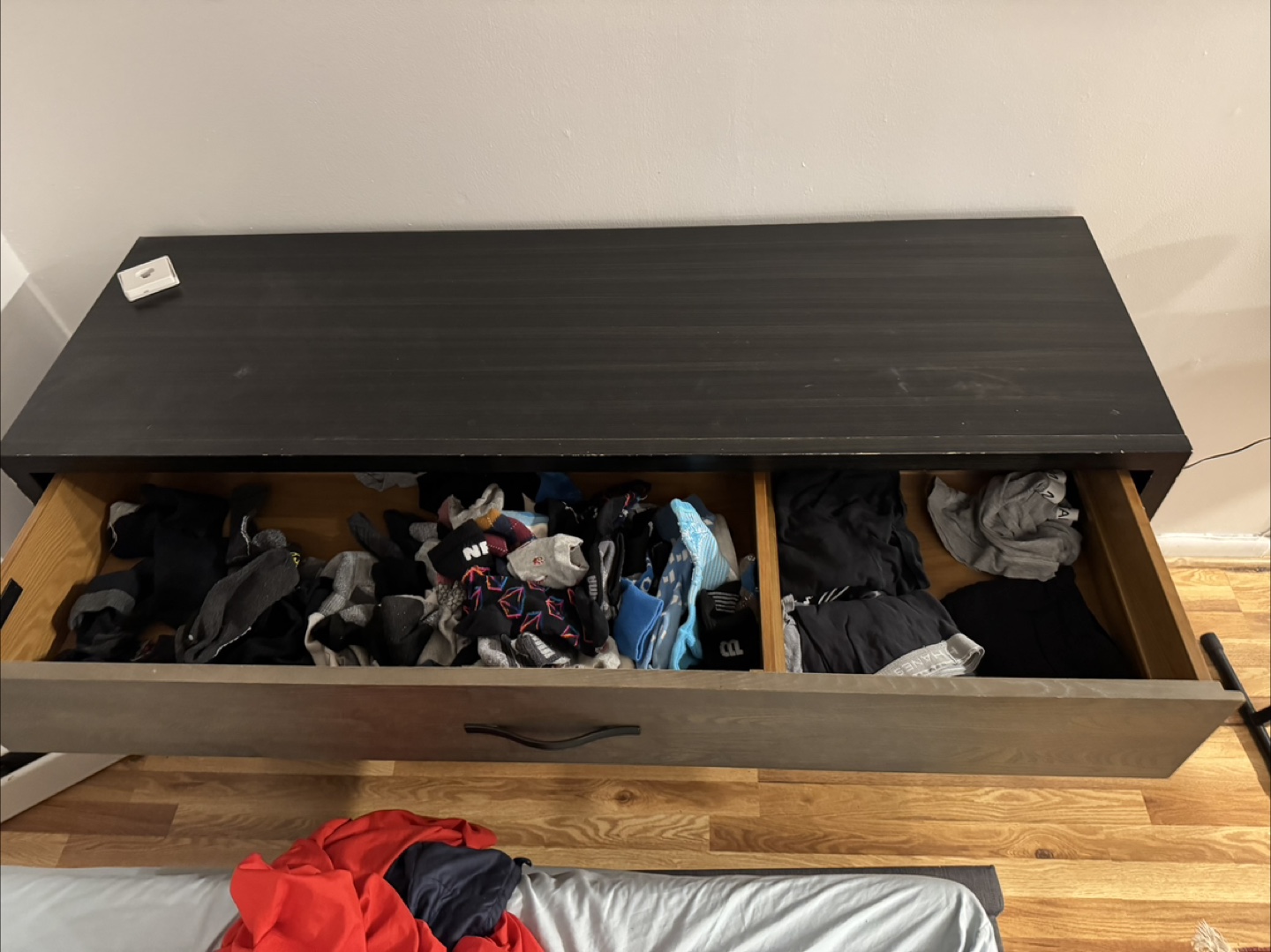 3-Drawer Dresser - photo 4