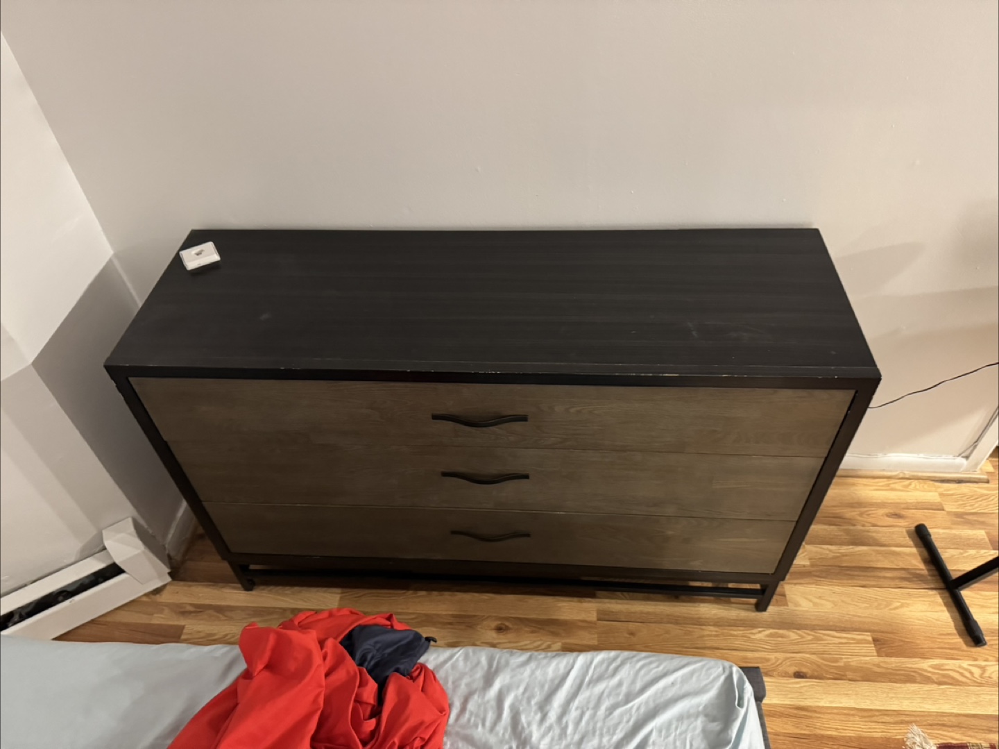 3-Drawer Dresser - photo 2