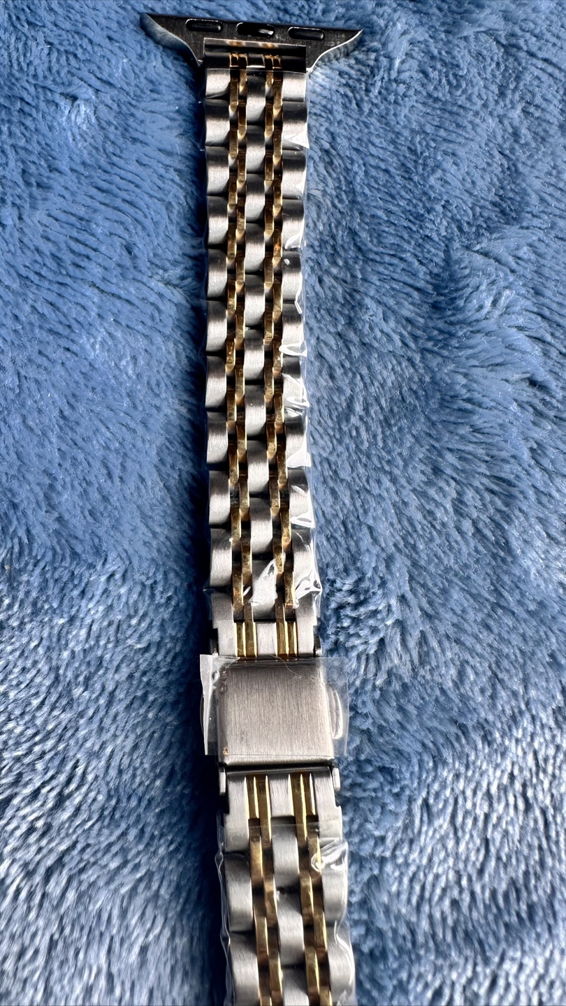 Silver and Gold Apple Watch Band - photo 4