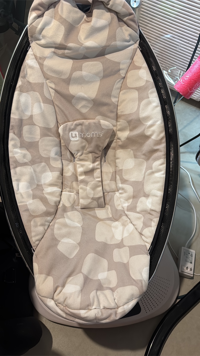 4Moms mamaroo Baby Swing