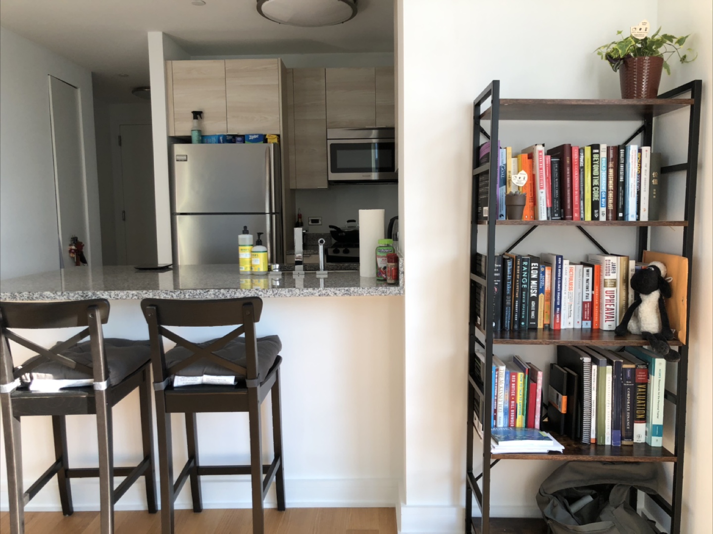 Wooden Bookshelf - photo 2