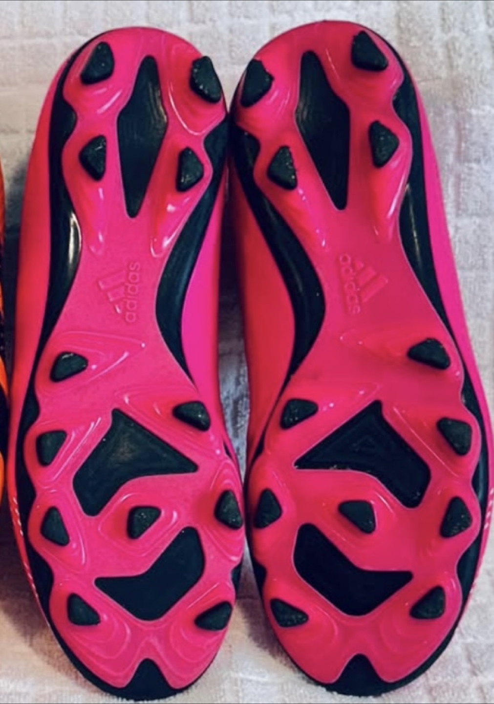 Kids Unisex ADIDAS Soccer Cleats - Size 6 - photo 2