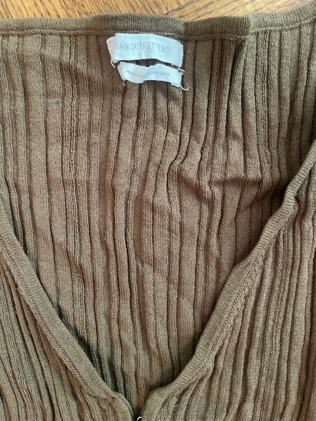 Urban Outfitters Ribbed Top image indicator(2)