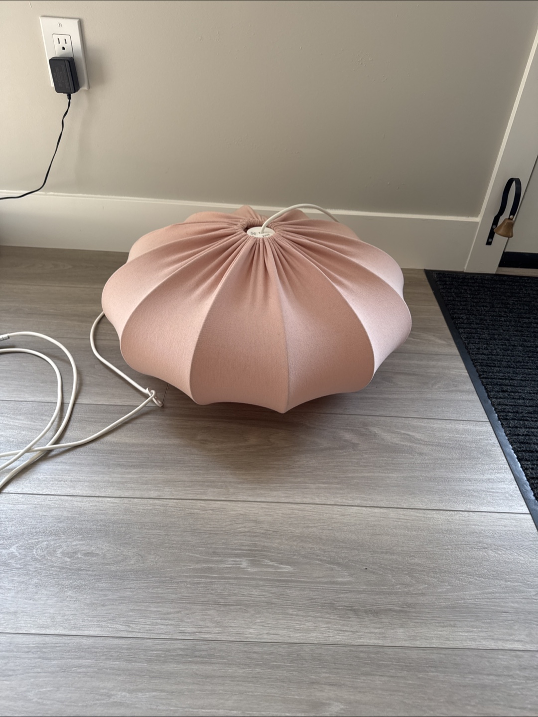 REGNSKUR - Pink Pendant Light